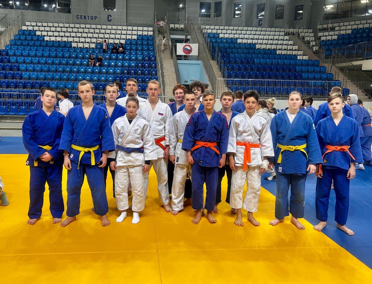 Кубок губернатора принес новозыбковским дзюдоистам две медали