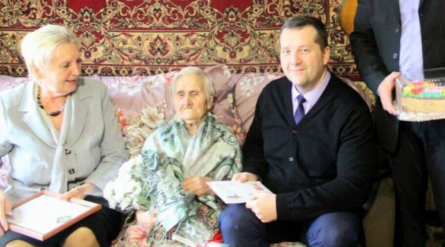 Столетие отметила жительница Карачевского района