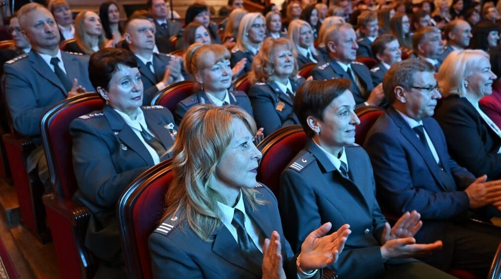 Брянское отделение УФНС России входит в десятку лучших ведомств в стране