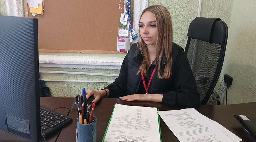 Новозыбковские выпускники проходят стажировку через центр занятости