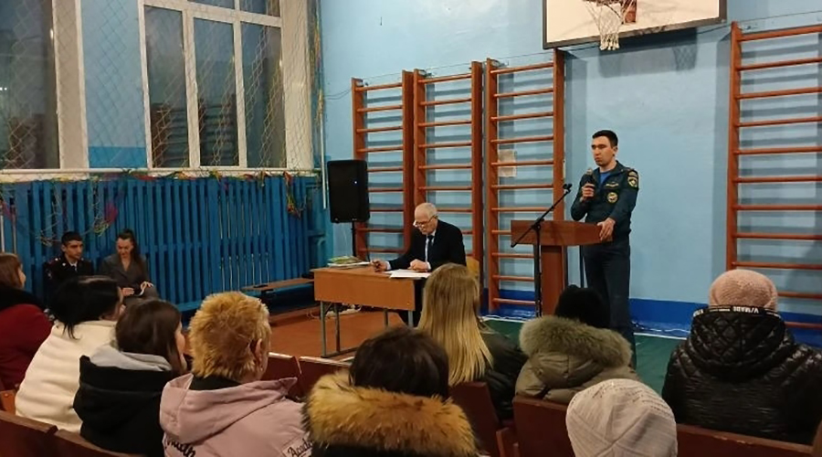 О безопасности детей рассказывают новозыбковским родителям