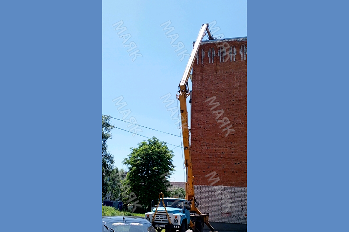 В Новозыбкове проводят ремонт крыш