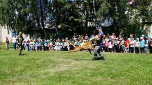 Брянские росгвардейцы побывали в гостях у школьников