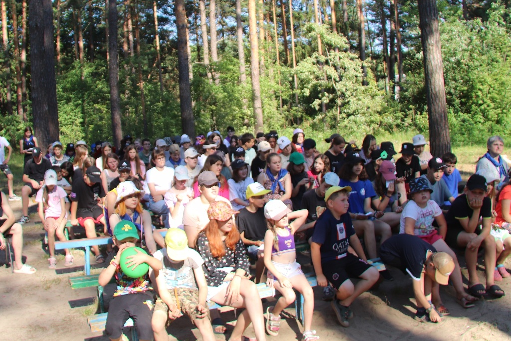 В учебном году 1264 новозыбковских школьника отдохнули в санаториях и лагерях