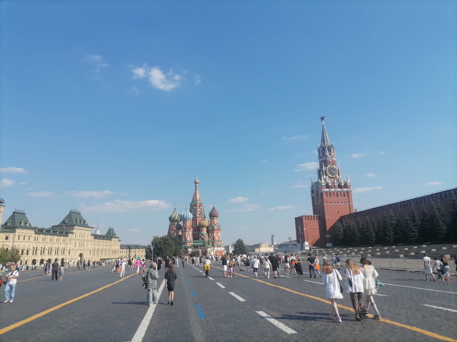 Студенты Новозыбковского филиала Брянского ГАУ стали участниками туристической поездки в Москву в рамках проекта «Больше, чем путешествие»