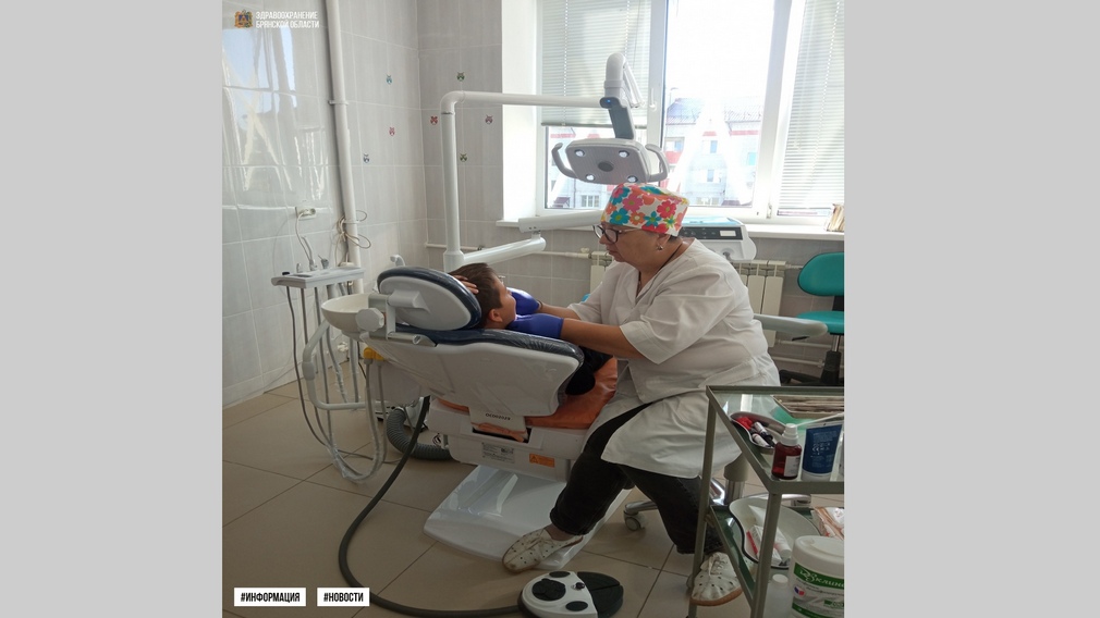 Две новые стоматустановки появились в больнице брянского Климово
