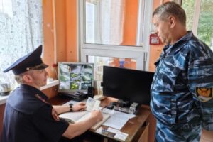 Росгвардейцы проверяют обеспечение безопасности объектов летнего оздоровления и отдыха детей в Брянской области