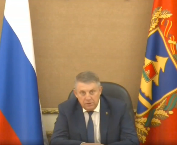 Александр Богомаз доложил Владимиру Путину об обстановке в Брянской области
