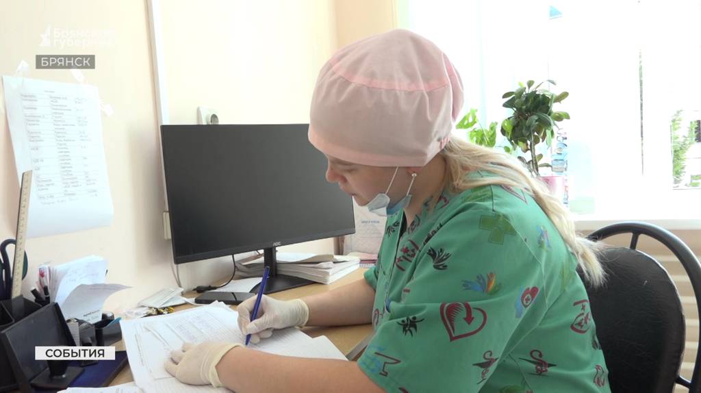 Брянцам рекомендуют вакцинировать детей от гриппа
