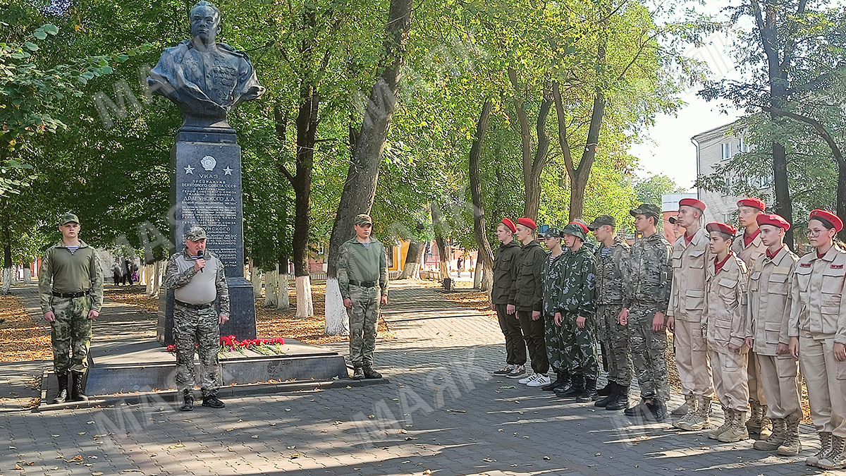 В Новозыбкове стартовали соревнования среди допризывной молодежи на кубок Дважды Героя Советского Союза Д. А. Драгунского