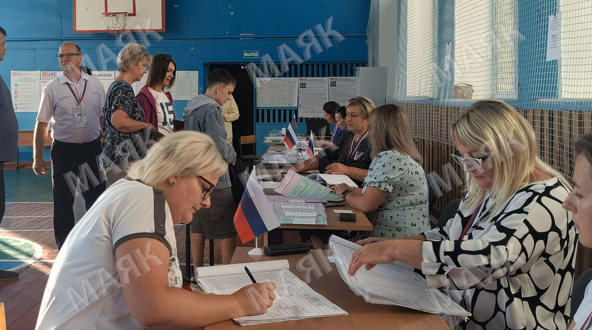 Мы выбираем будущее своей Родины: Как проходит первый день голосования в Новозыбковском городском округе