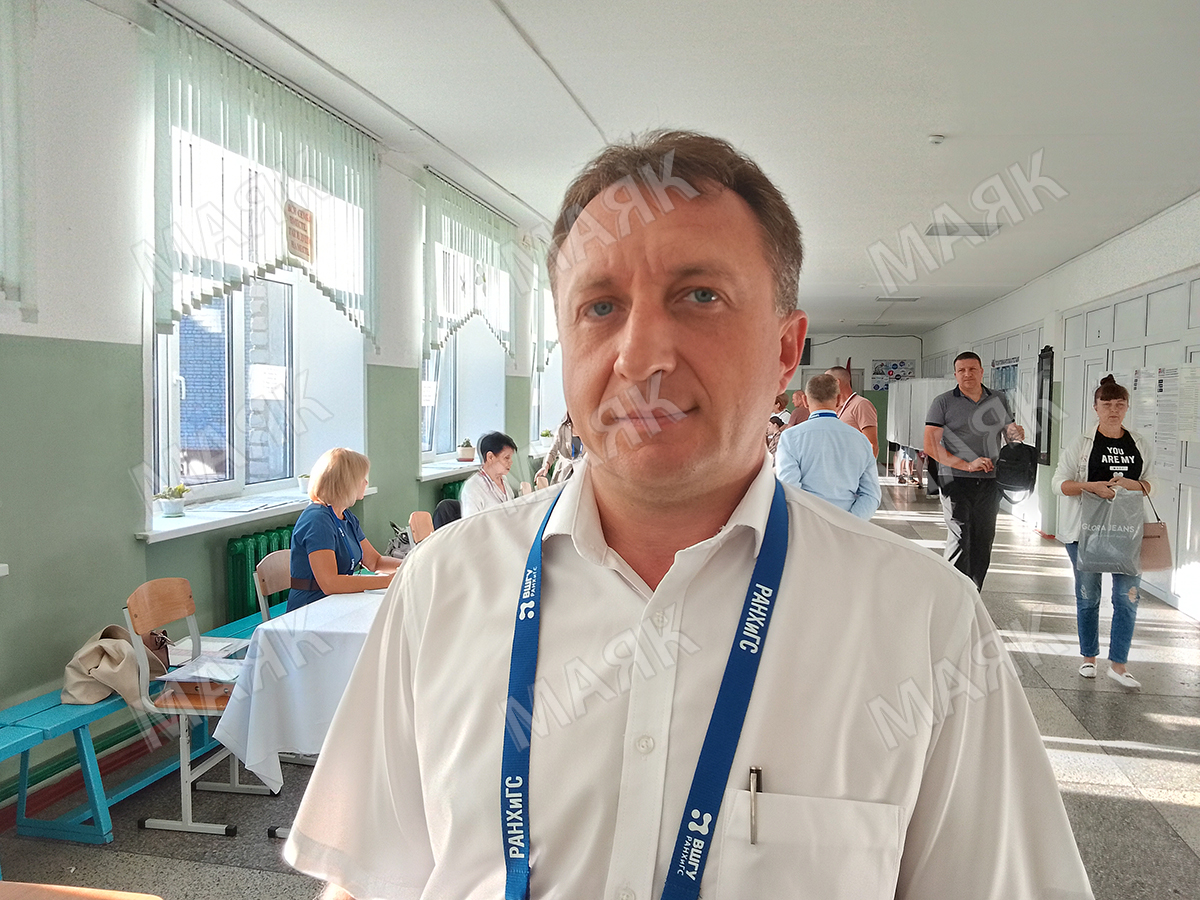 Алексей Рожков: Избирательный участок открылся вовремя