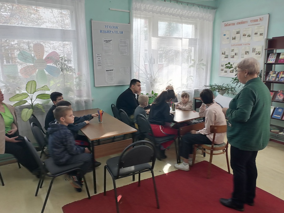 Воспитанники новозыбковского соцприюта нарисовали любимых учителей