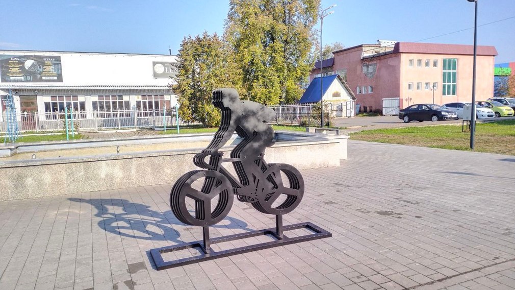 Новый арт-объект появился в брянской Жуковке