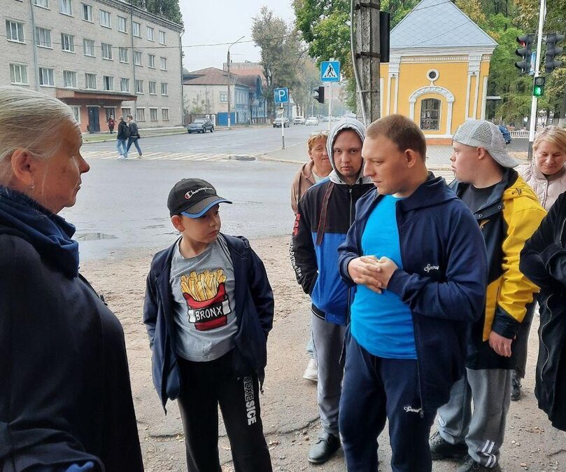 Новозыбковцы семьями прошлись по городу с экскурсией
