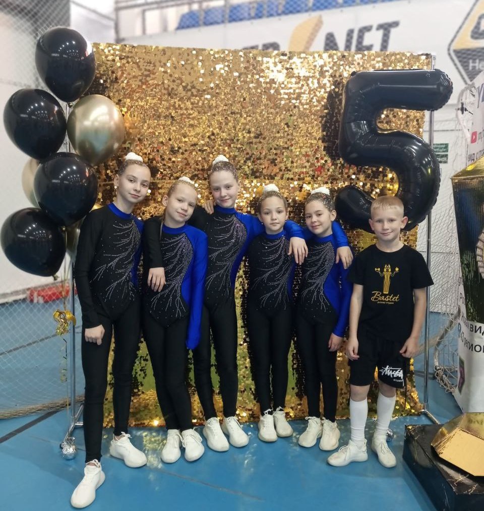 Юные новозыбковцы блестяще представили Брянщину на всероссийских соревнованиях по джампингу