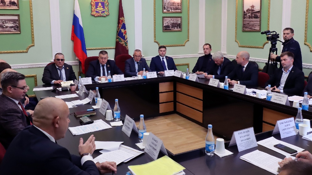 На поддержку АПК и сельского хозяйства Брянской области направят почти 6,2 млрд рублей