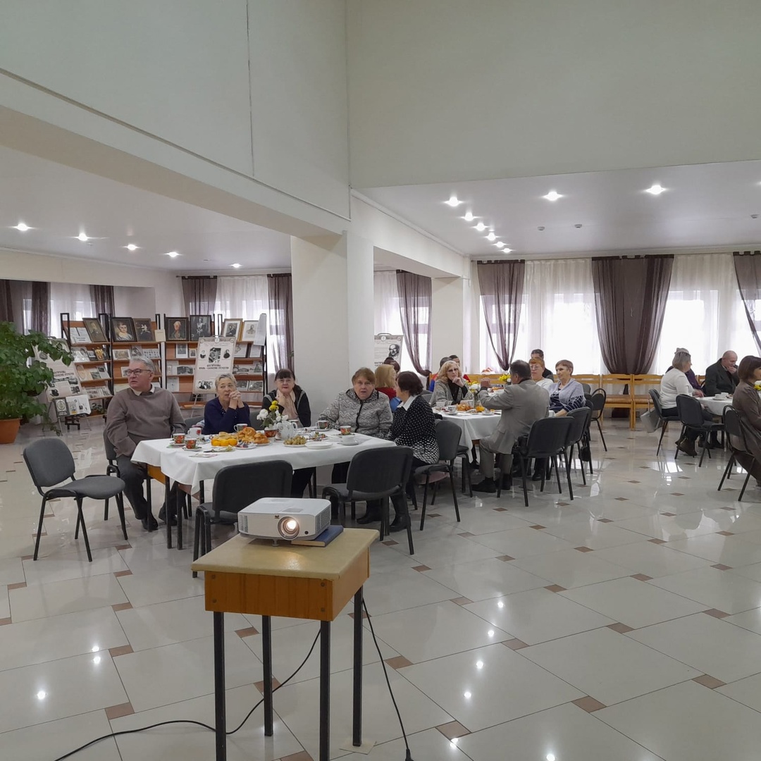 В новозыбковской библиотеке «Свет души рассеял тьму»