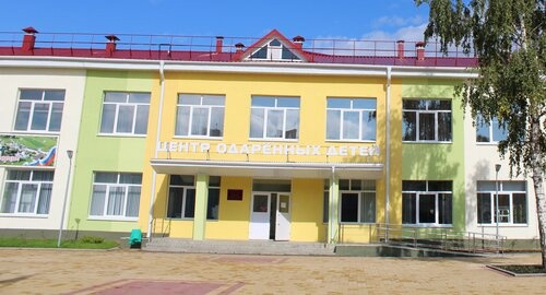 Новозыбковские легкоатлеты проходят подготовку в брянском центре одаренных детей «ОГМА»