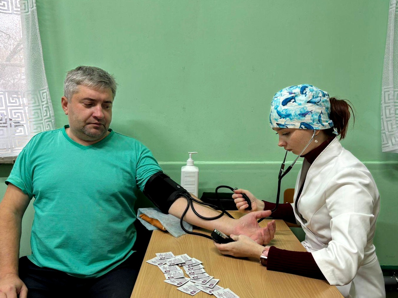 В новозыбковском медколледже провели профилактическую акцию «Узнай своё давление»