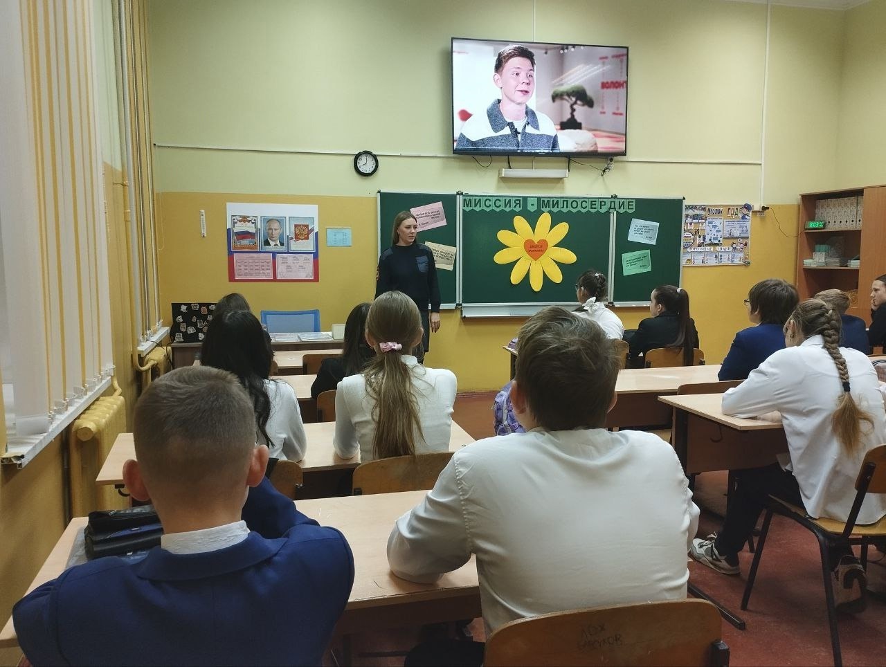 Встреча с инспекторами ПДН прошла в новозыбковской школе №1