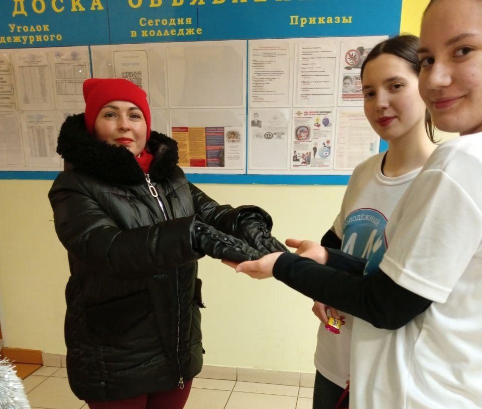 Необычный «теплый» праздник отмечают в Новозыбковском педколледже