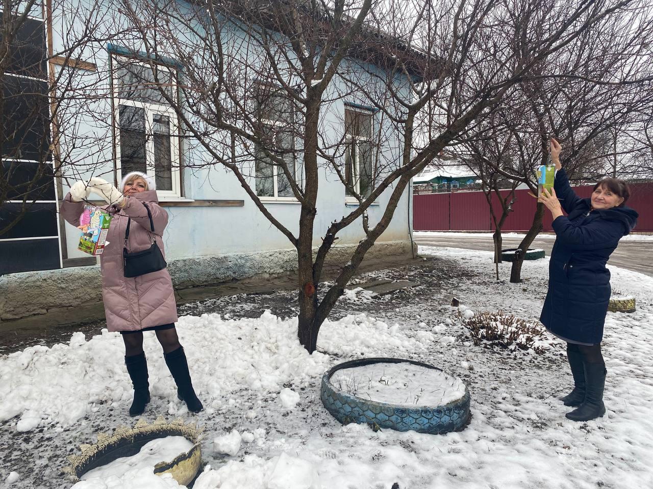 В Новозыбкове открылась столовая для пернатых