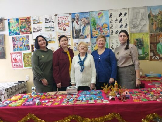 В ДШИ им.В.Ф.Кольцова брянского Карачева прошел благотворительный концерт-ярмарка