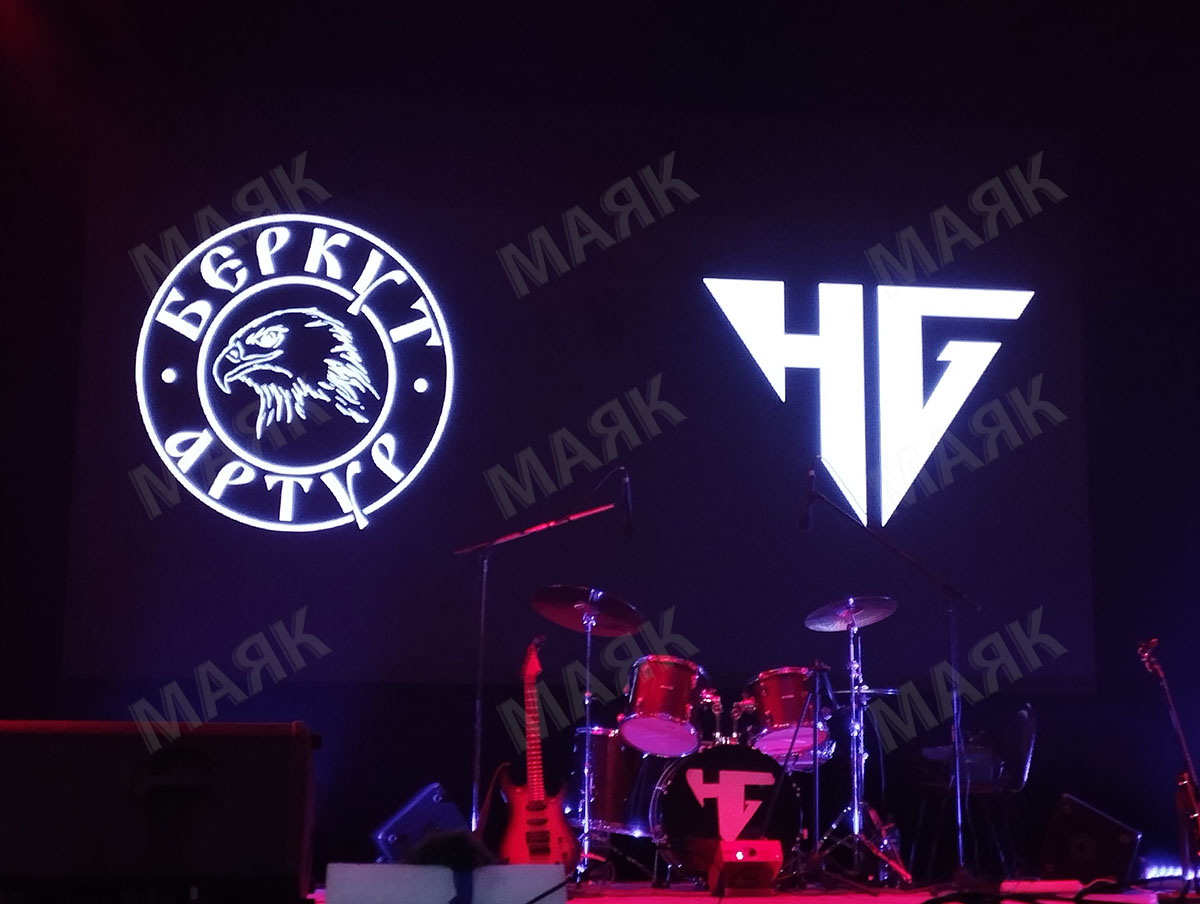 Море драйва и эмоций: в Новозыбкове выступил Артур Беркут