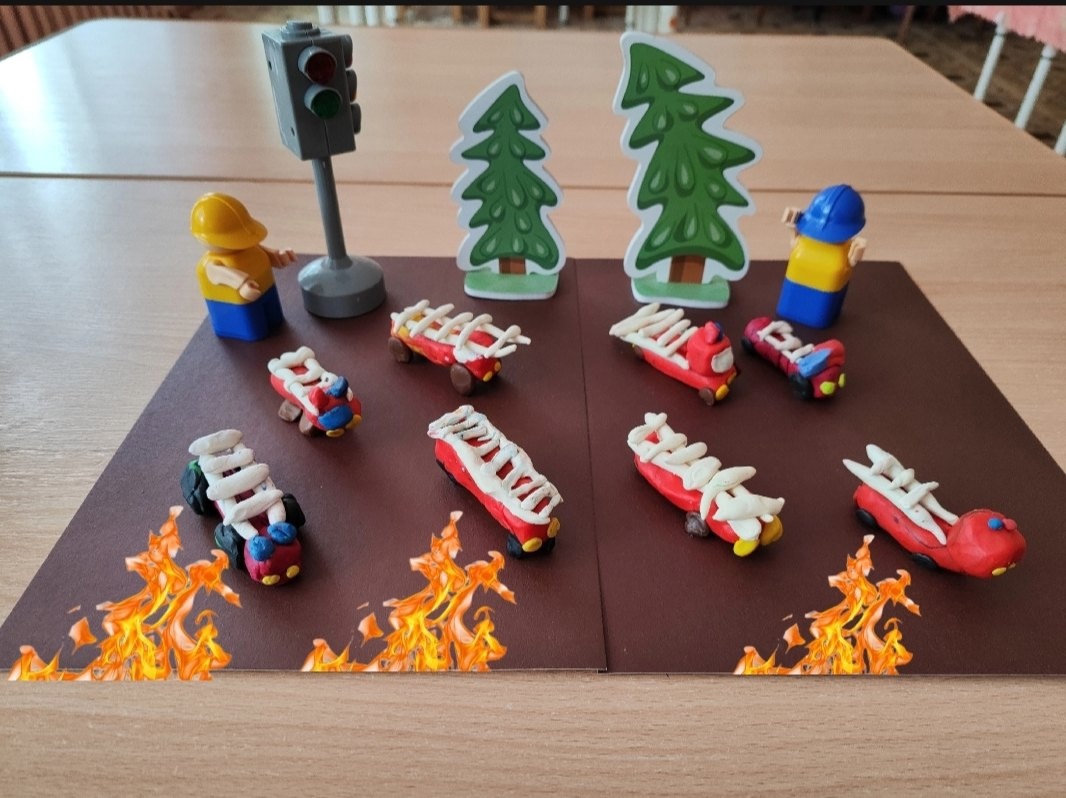 В новозыбковском детском саду № 16 подошла к концу тематическая неделя под названием «Детям об огне и пожаре»