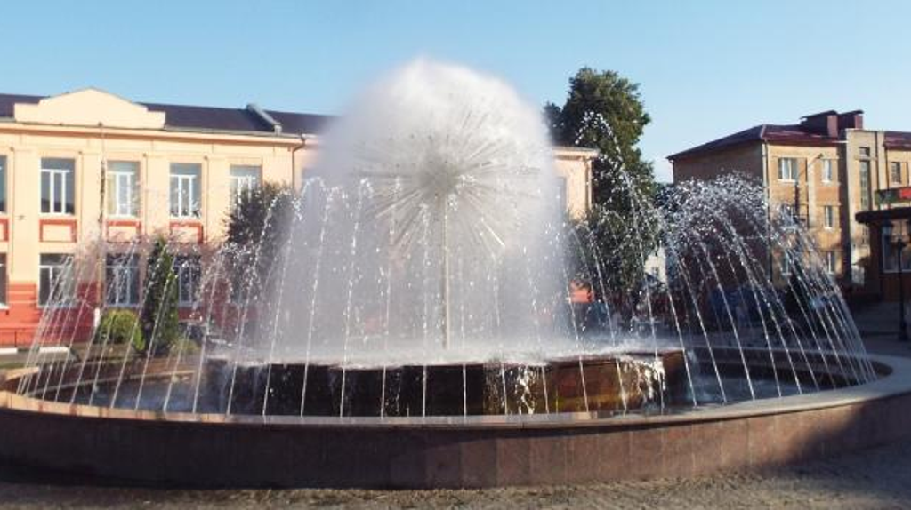 В Клинцах Брянской области благоустроят площадь в районе фонтана