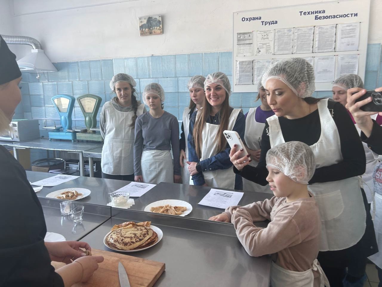 Участники семейного сообщества новозыбковских Первых провели мастер-класс