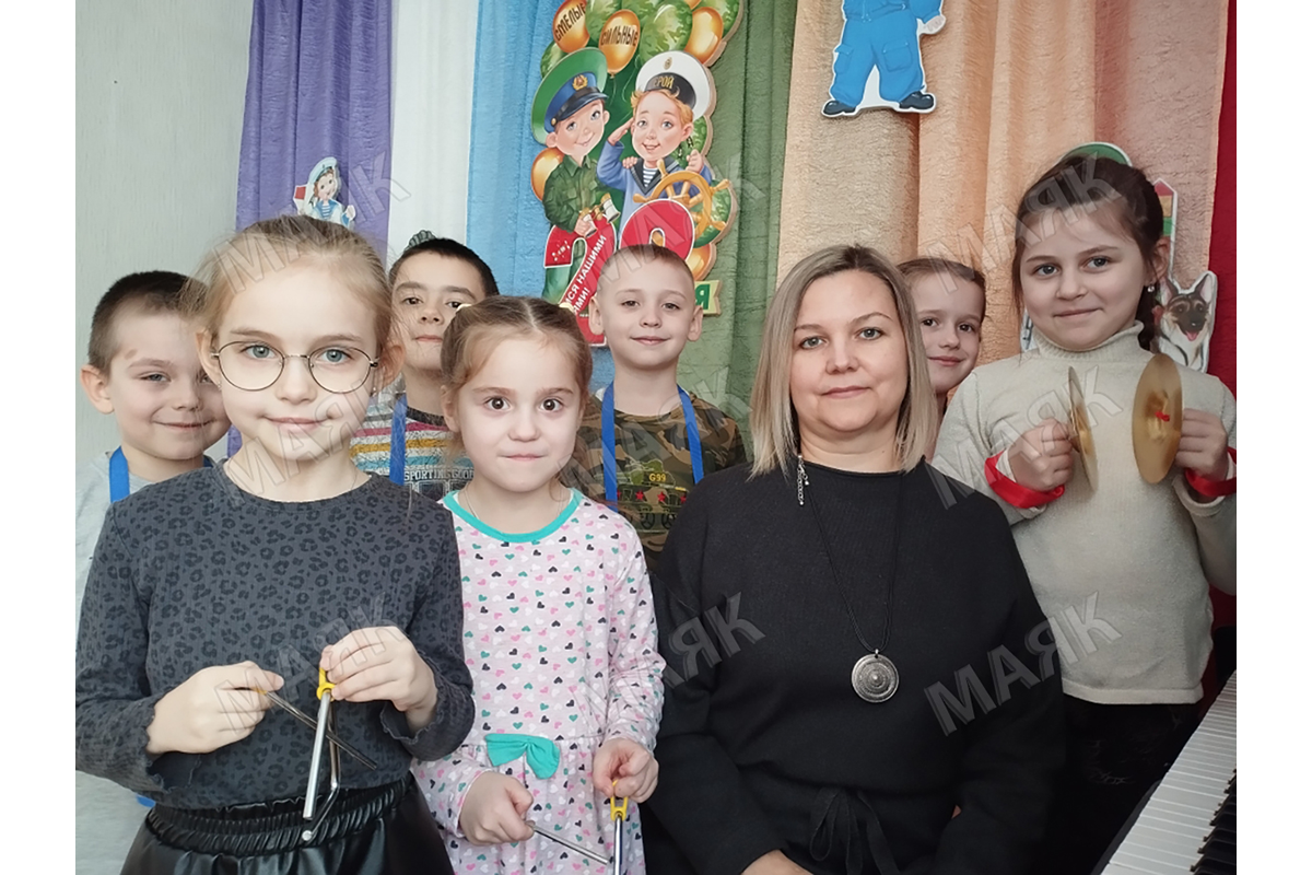 В Новозыбкове Марина Чулева открывает таланты у детей