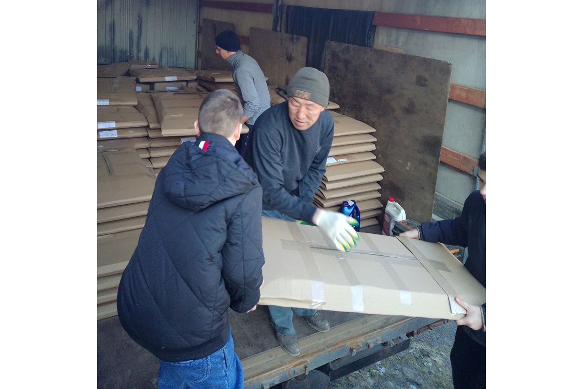 Новозыбковская школа получила новую мебель