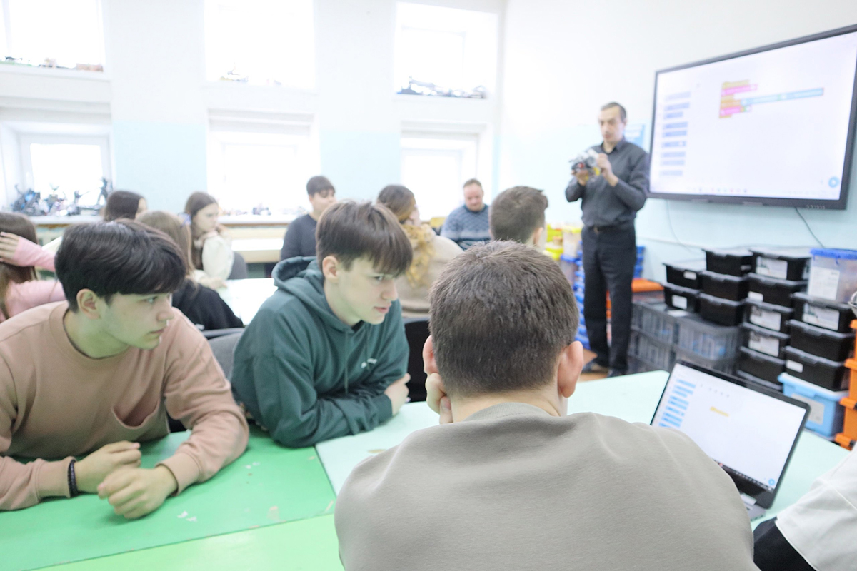 Ученики новозыбковской школы посетили «Кванториум»