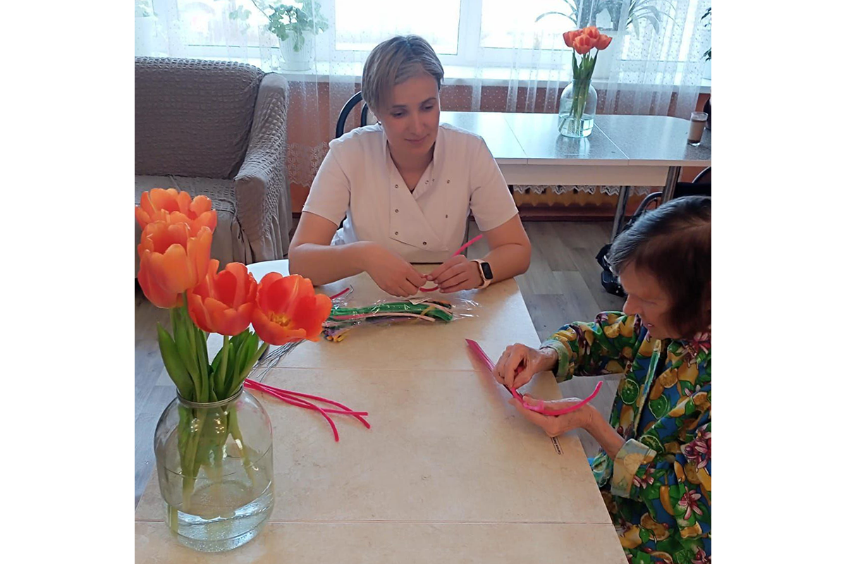 В Новозыбковском доме–интернате творчество соединили с реабилитацией