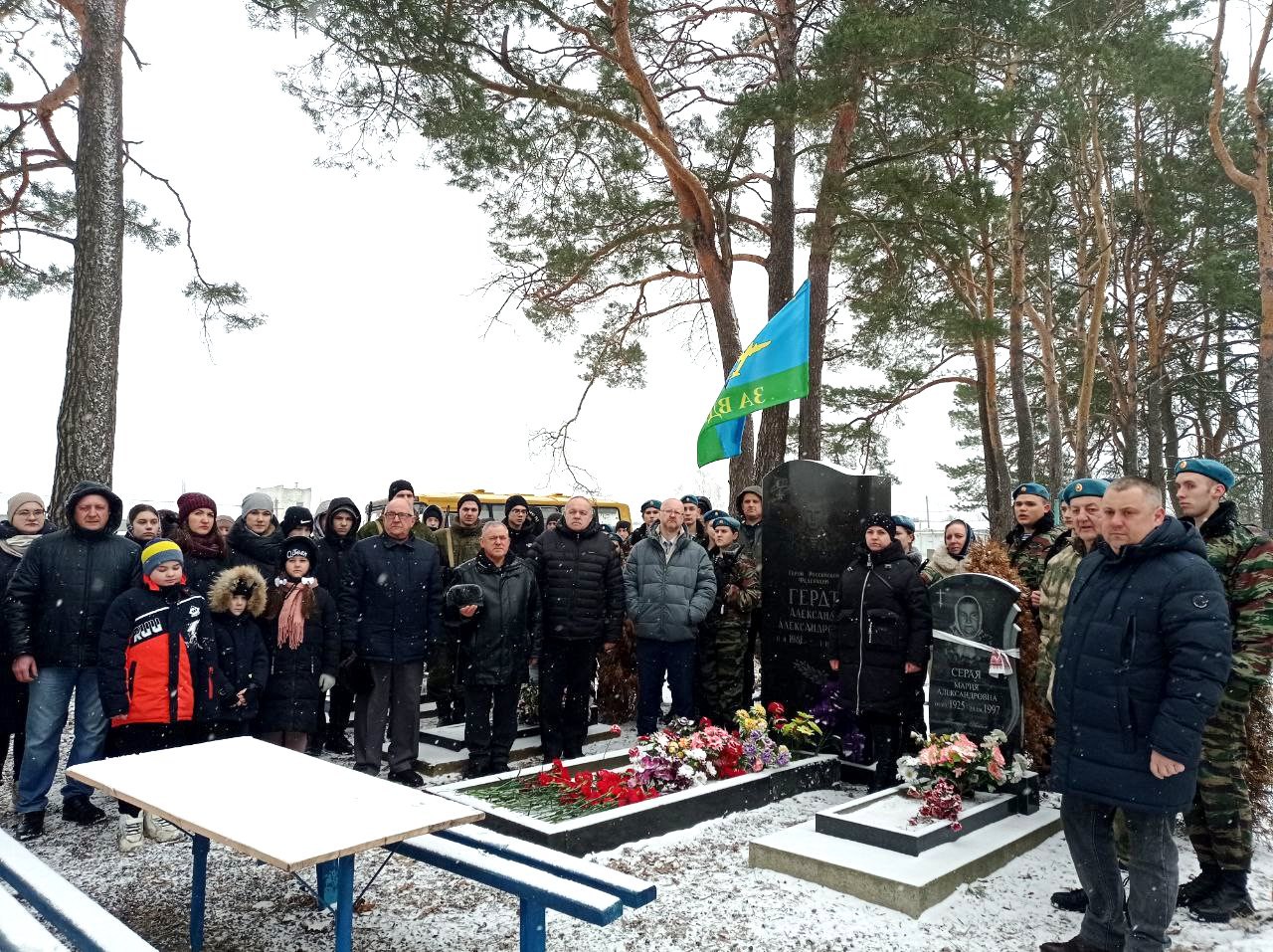 Новозыбковцы почтили память героя легендарной 6 роты