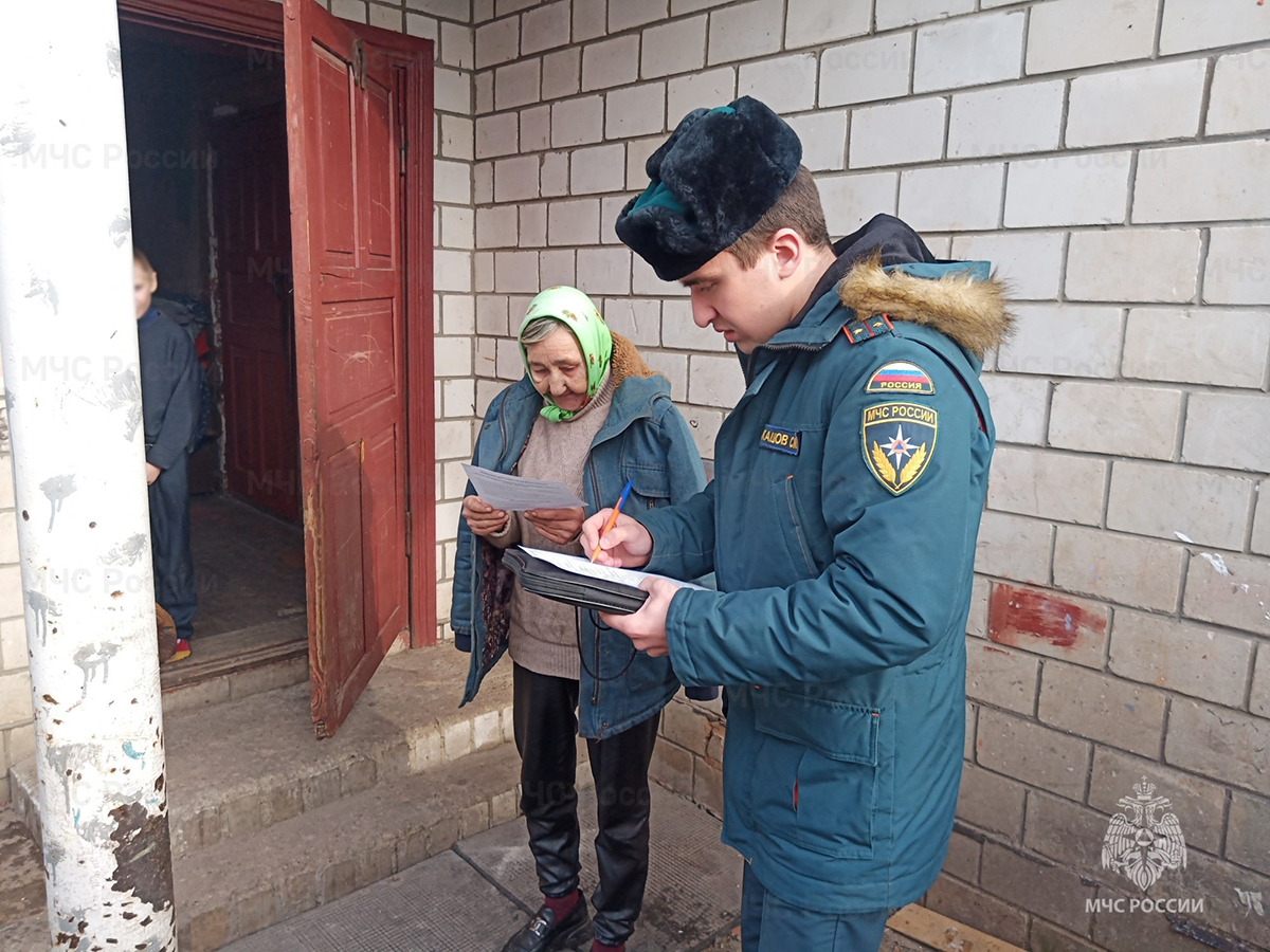 Продолжаются профилактические рейды в жилом секторе Новозыбковского округа