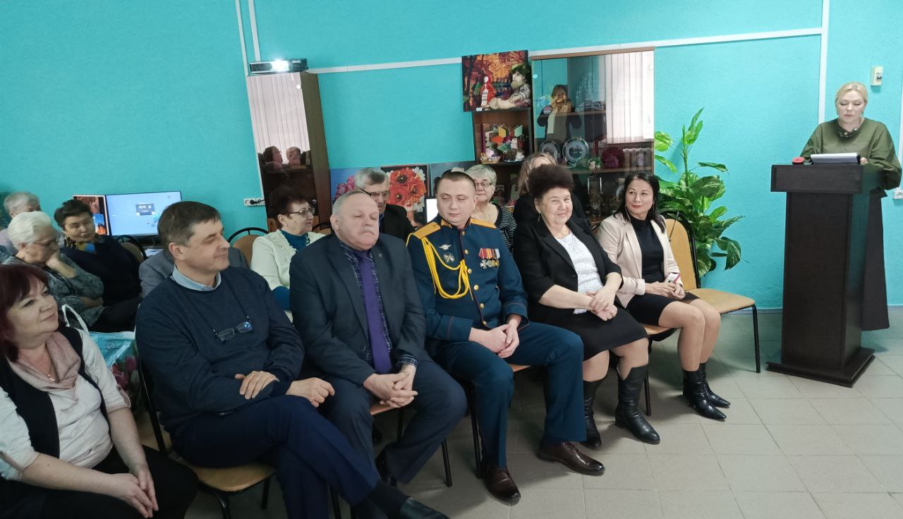В Новозыбкове открылся Центр общения старшего поколения