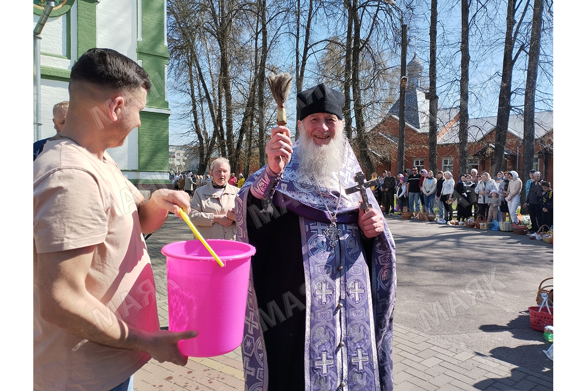 Новозыбковцы встретили Светлое Христово воскресение