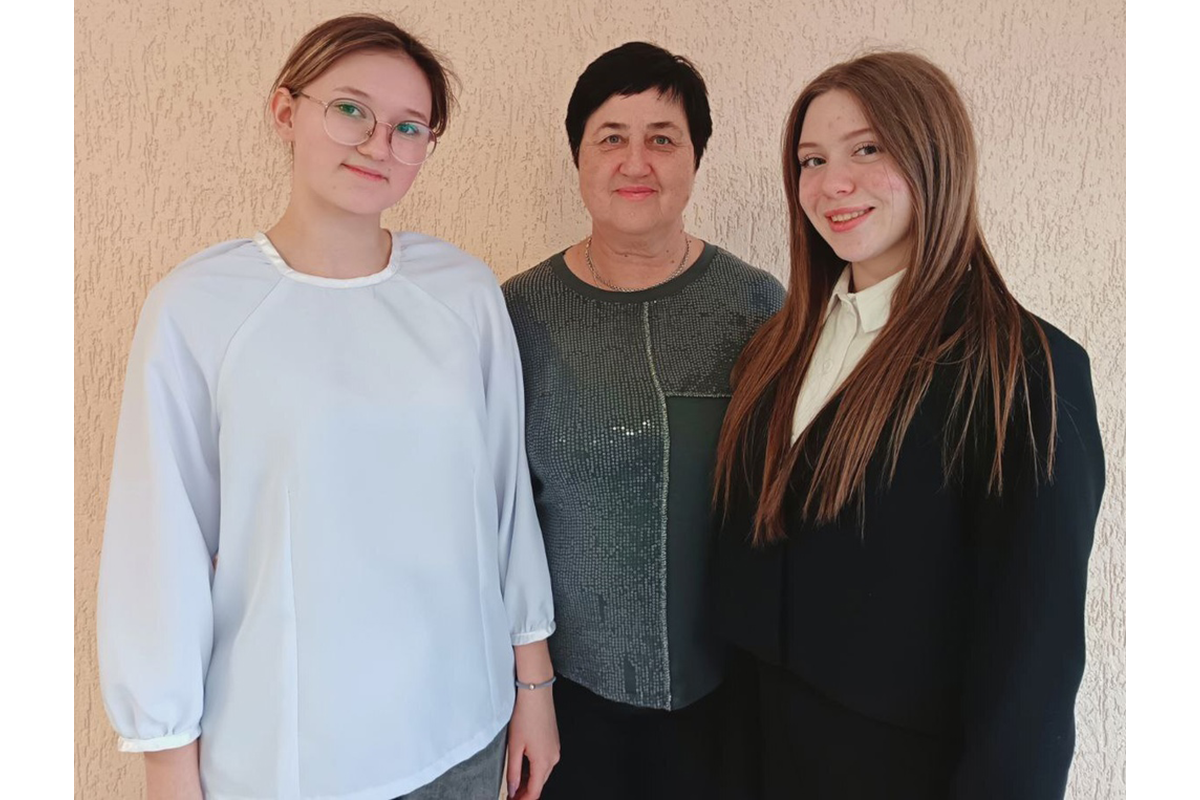 Новозыбковские школьницы несут в массы историю Великой Отечественной