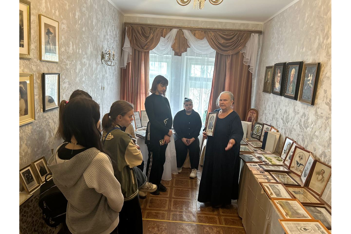 «Долгоруковские салоны» в Новозыбкове знакомят с великими историческими личностями