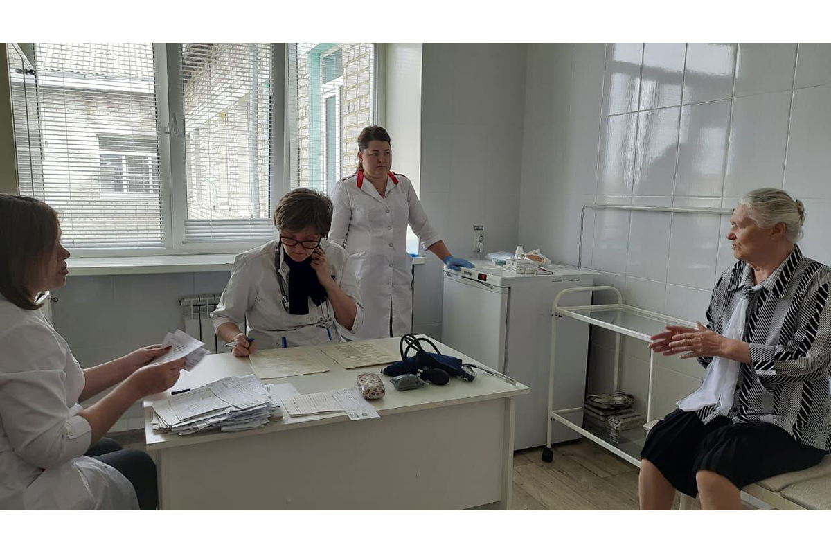 Получатели социальных услуг Новозыбковского дома-интерната прошли диспансеризацию — комплексное медицинское обследование
