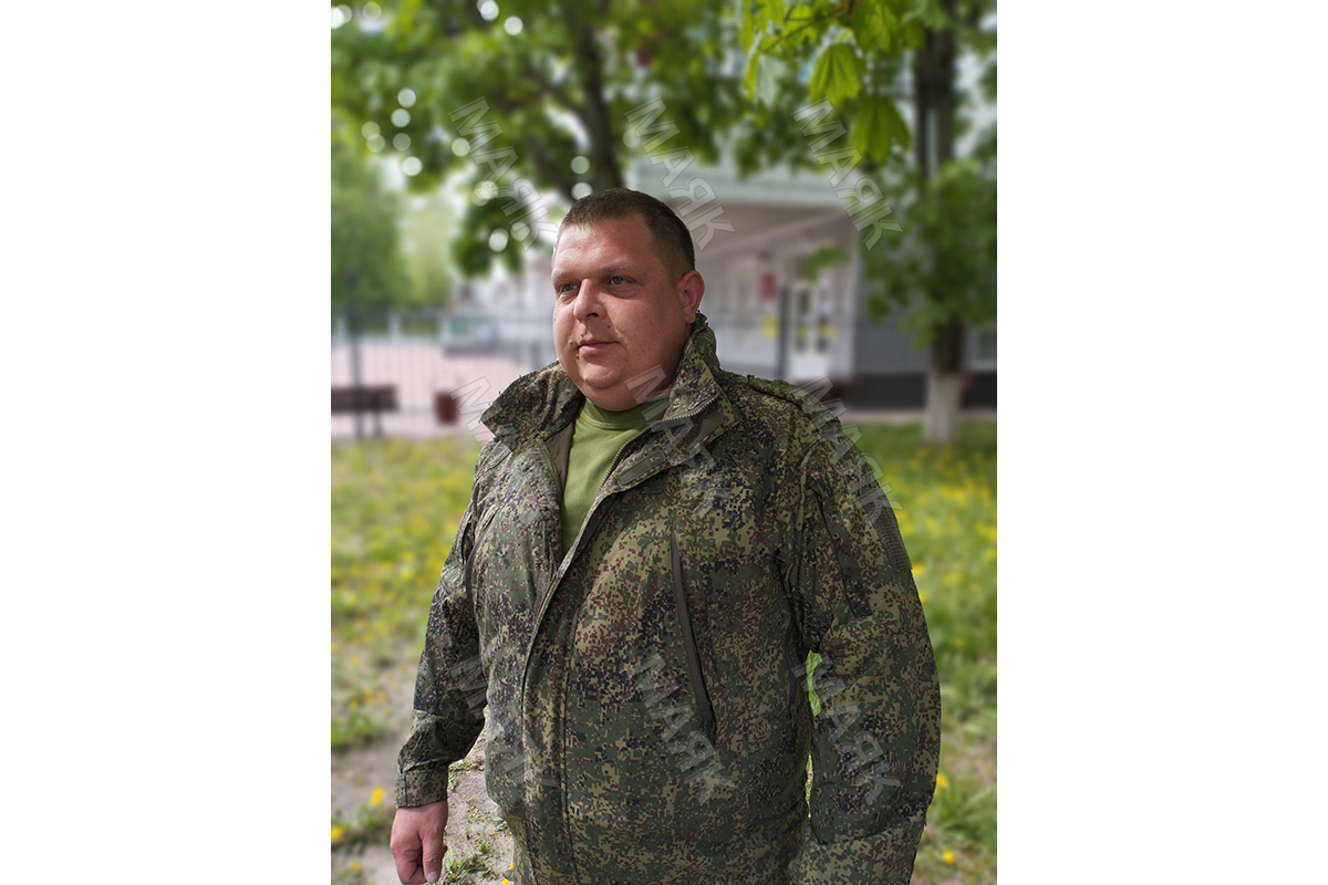 Новозыбковец третий год защищает Родину