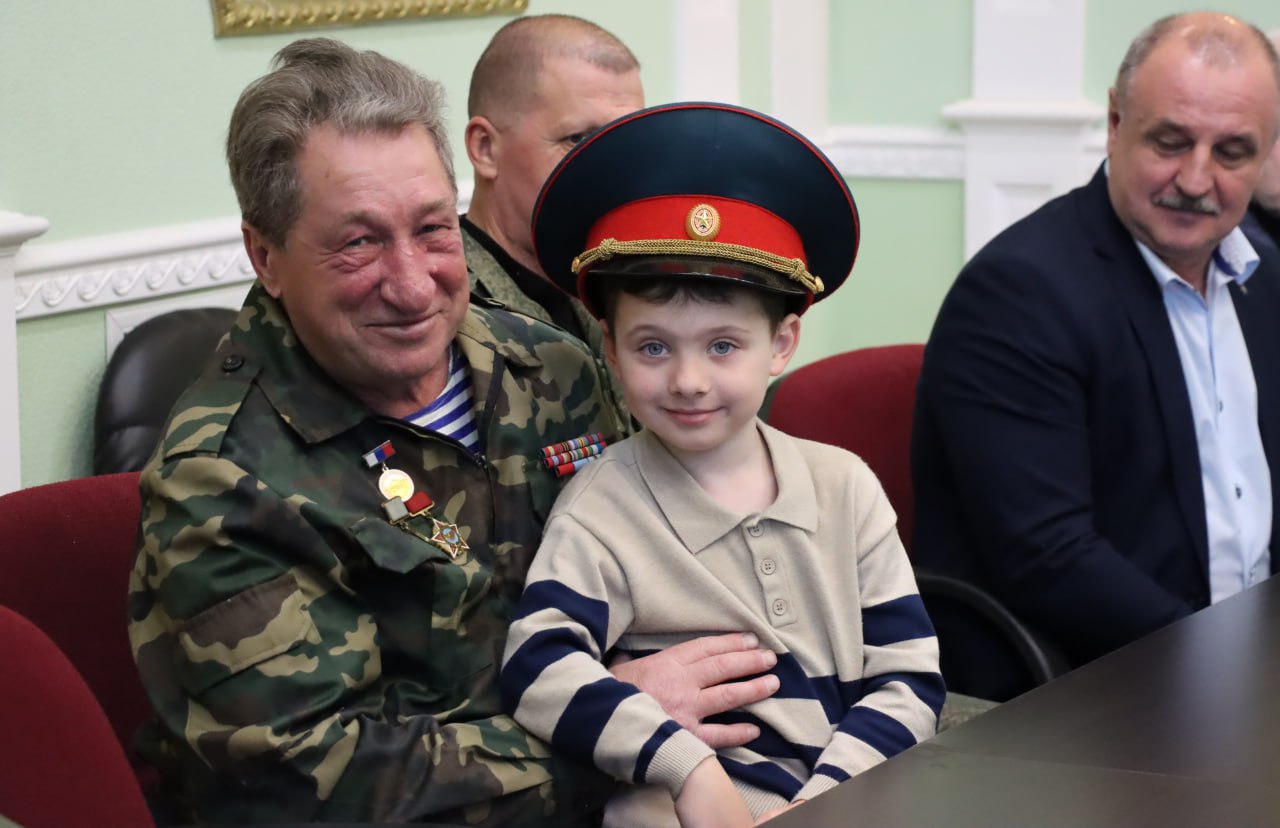 В Брянске вручили памятные медали воинам-интернационалистам