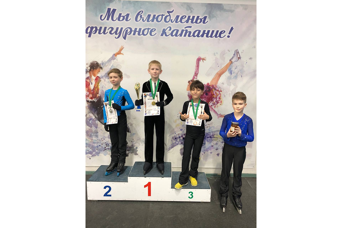 Новозыбковские фигуристы — лучшие на турнире в Москве