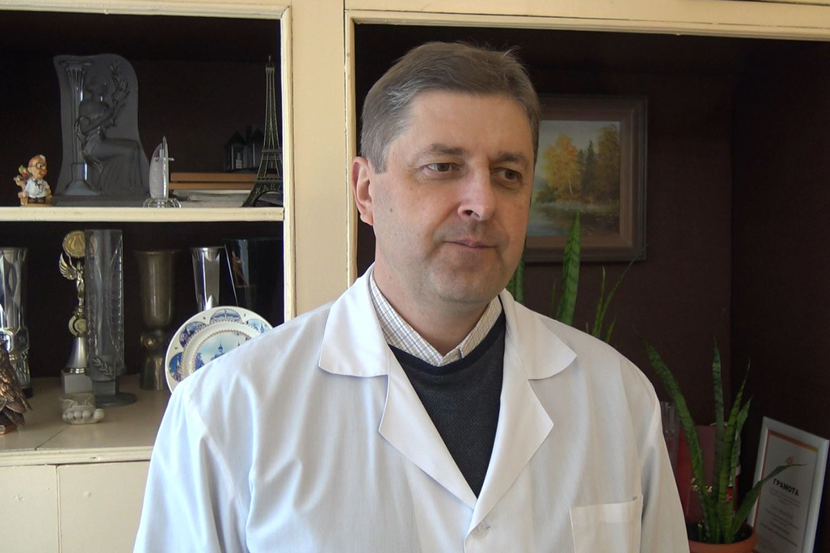 «Подвиги наших Героев— лучшее доказательство необходимости спецоперации,» — считает главный врач Новозыбковской ЦРБ Сергей Бурый