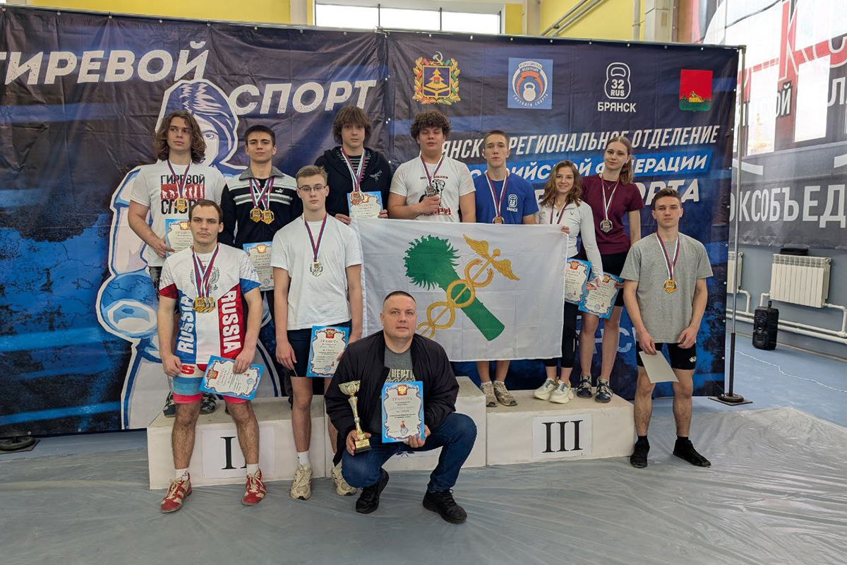 Новозыбковские гиревики — вторые на Чемпионате Брянской области