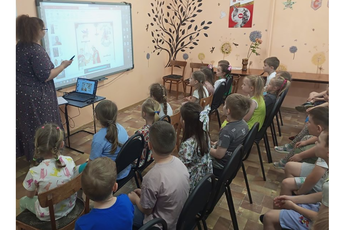 Воспитанники новозыбковского детского сада совершили путешествие в прошлое
