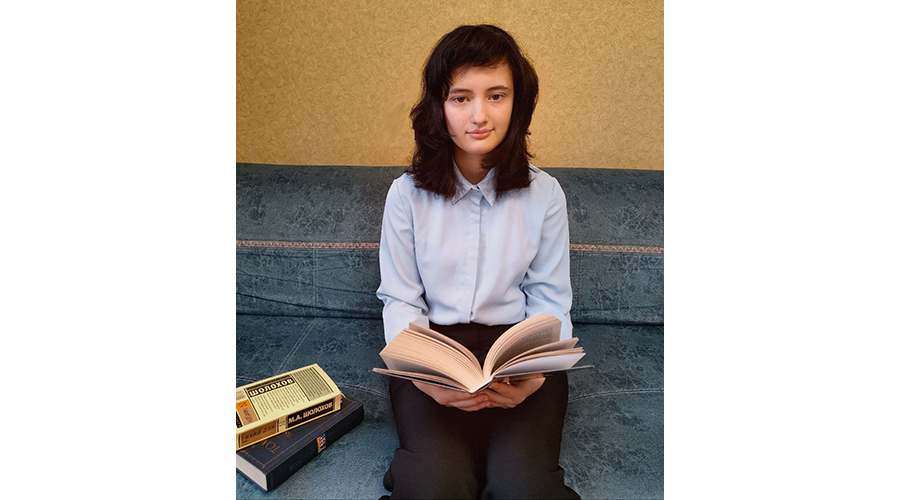 Новозыбковская выпускница пробует писать книги